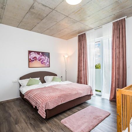 Perla Hradce 401 Hradec Kralove Exterior foto