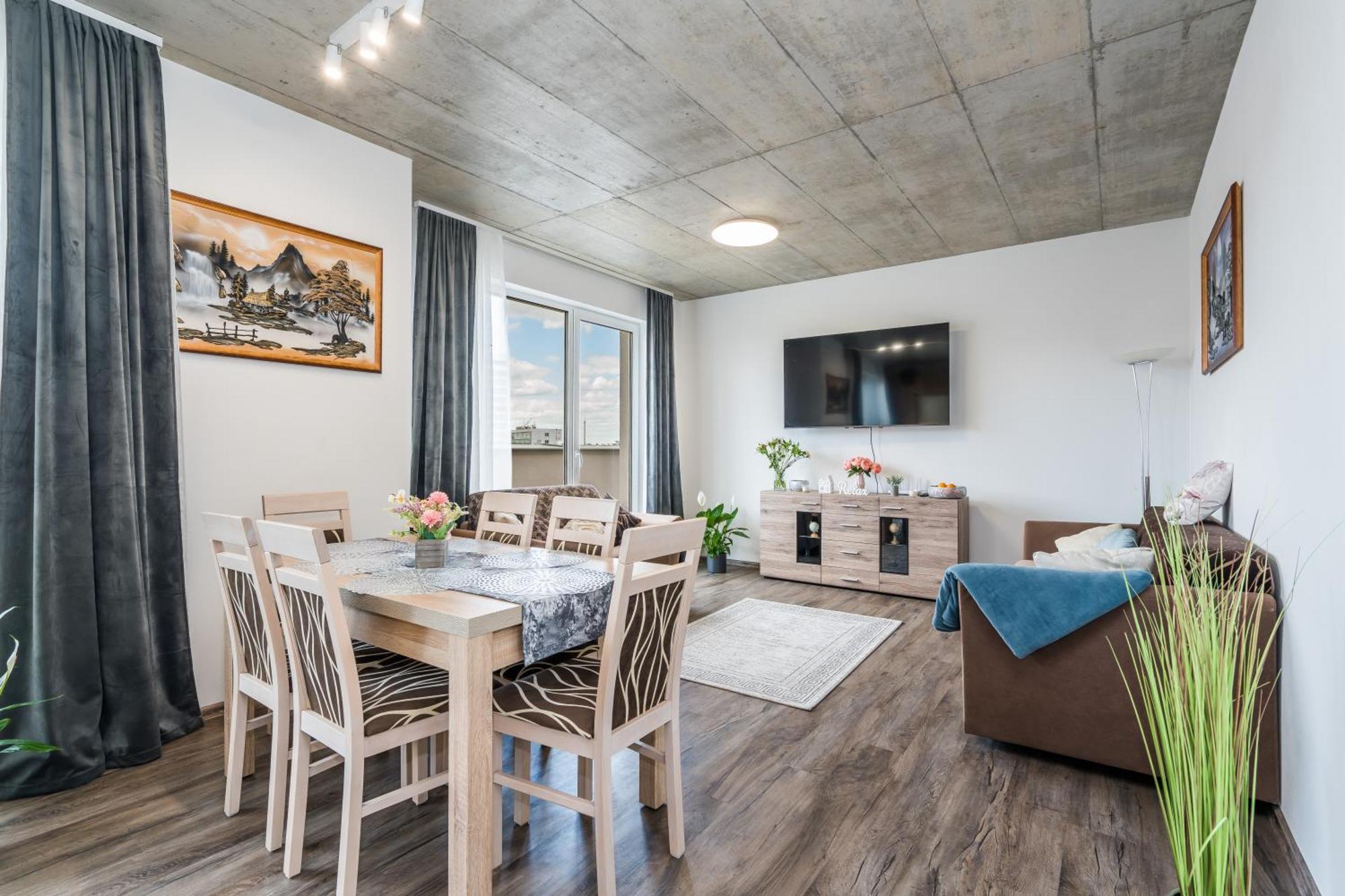 Perla Hradce 401 Hradec Kralove Exterior foto